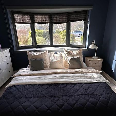 Formby, Spacious True Bungalow Steps From Beach Esterno foto